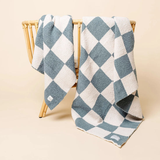 Chenille Blanket - Ocean Check