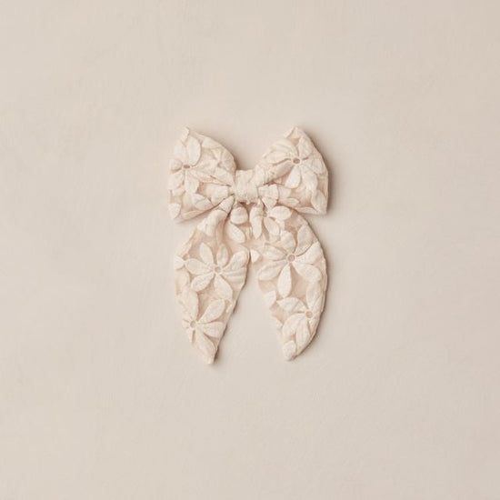Everly Bow - Embroidered Daisy